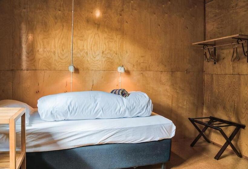 اتاق استاندارد با سرویس بهداشتی مشترک, Hafaldan Hi Hostel   Harbour Building