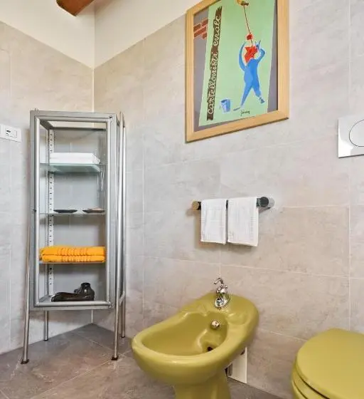 Sviitti, Al Canton Agriturismo Di Design