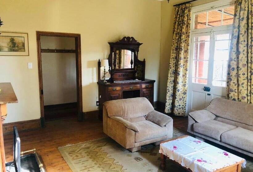 Дом 4 Спальни, Green Lantern Inn