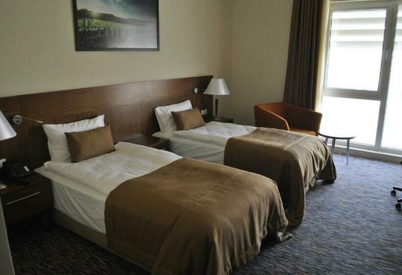 اتاق استاندارد یک نفره, Kurmick Maysan