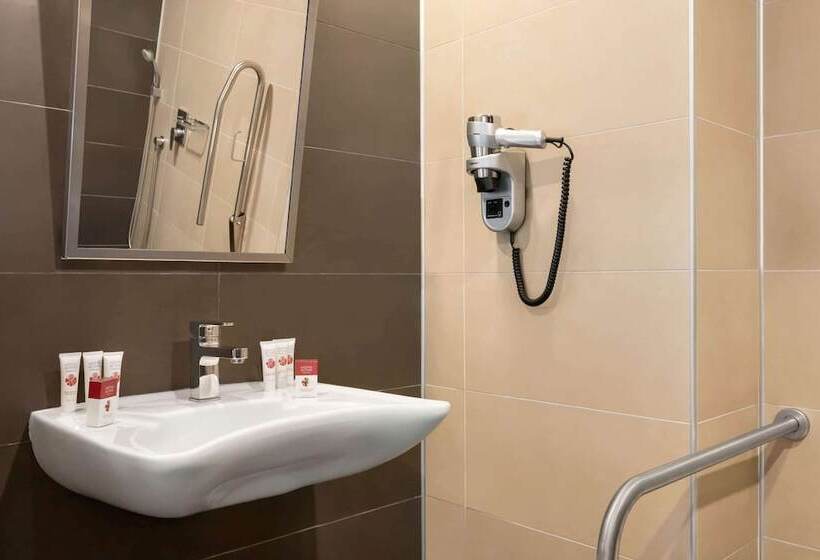 اتاق استاندارد با تخت دوبل برای معلولان, Ramada Resort By Wyndham Unye