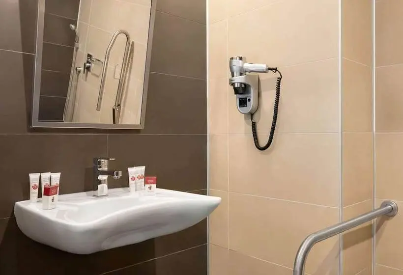 身障者適用ダブルベッド付きスタンダードルーム, Ramada Resort By Wyndham Unye