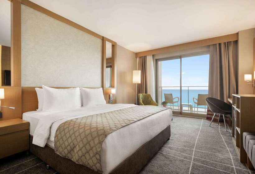 身障者適用ダブルベッド付きスタンダードルーム, Ramada Resort By Wyndham Unye