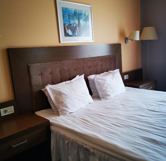 غرفة قياسية, Park Hotel Romantica