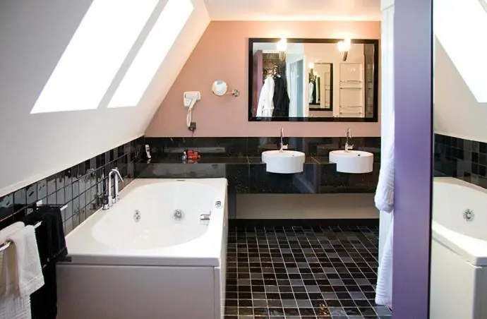 デラックスジュニアスイート, Park Hotel Romantica