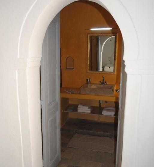 غرفة قياسية, Dar Ennour Djerbahood Erriadh