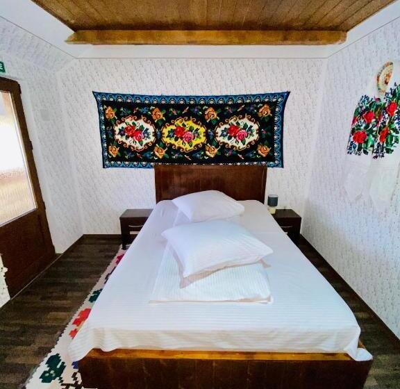 标准间, Floare De Maramures 1