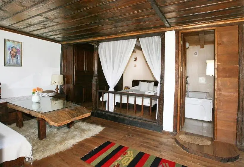 デラックスルーム, Osmarski Houses