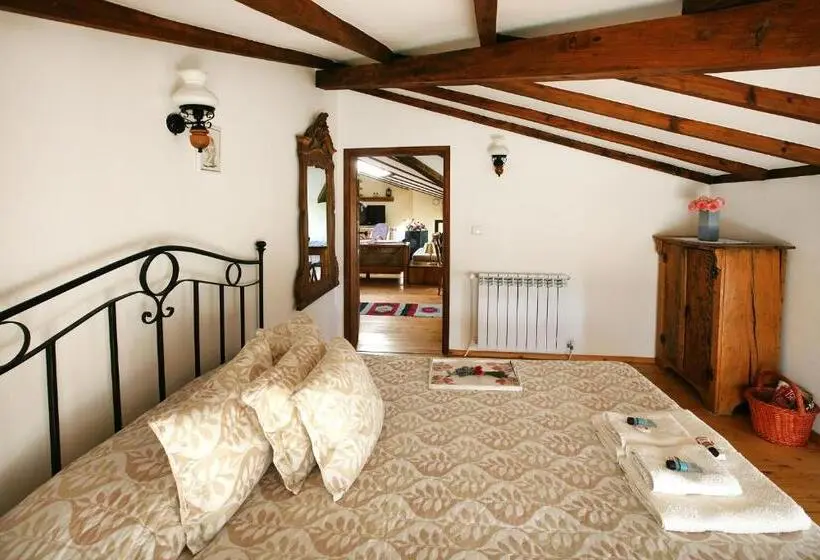 2ベッドルームアパートメント, Osmarski Houses