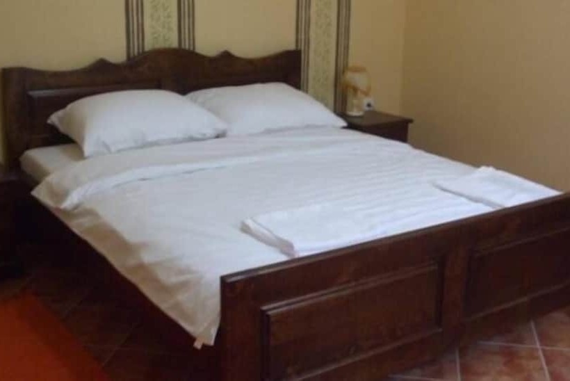 اتاق استاندارد با سرویس بهداشتی مشترک, Rooms Milin Lagum
