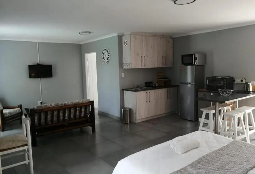 プールの見える1ベッドルームアパートメント, Northern Vine Guesthouse B&b Self Catering