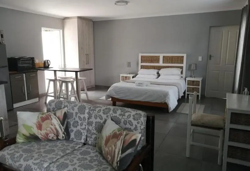 プールの見える1ベッドルームアパートメント, Northern Vine Guesthouse B&b Self Catering