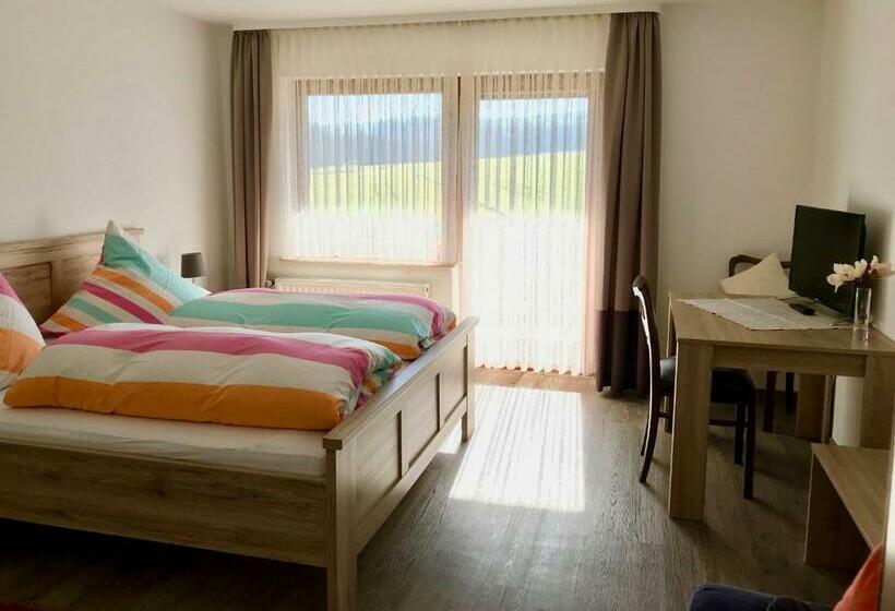 Номер Стандарт с Балконом, Gasthaus Zur Hardtmühle