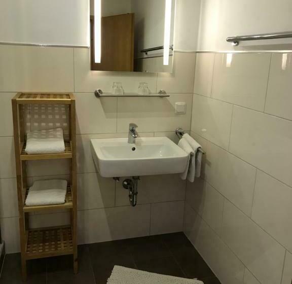 Номер Стандарт с Балконом, Gasthaus Zur Hardtmühle