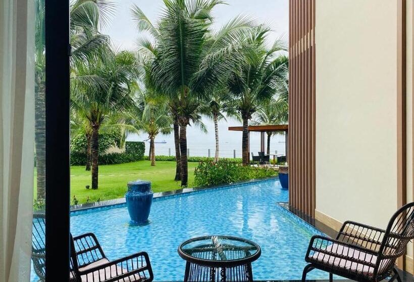 اتاق لوکس با چشم‌انداز دریا, Marina Bay Vung Tau Resort & Spa