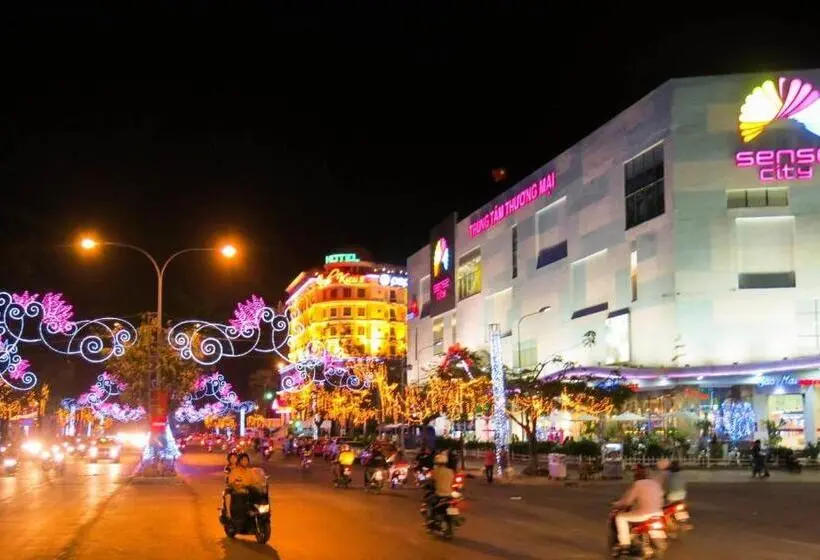 اتاق لوکس, Midmost Boutique Hostel