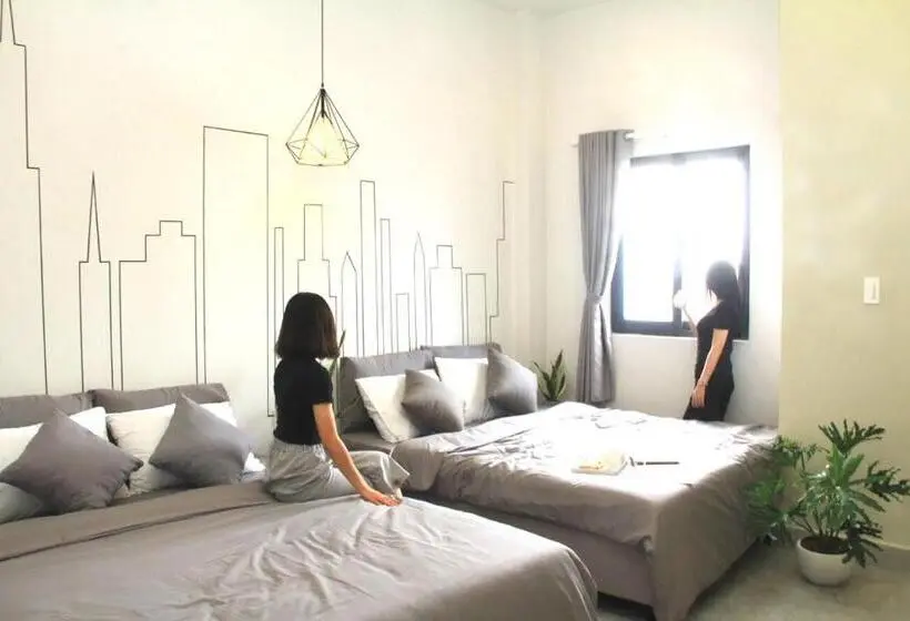 اتاق خانوادگی, Midmost Boutique Hostel