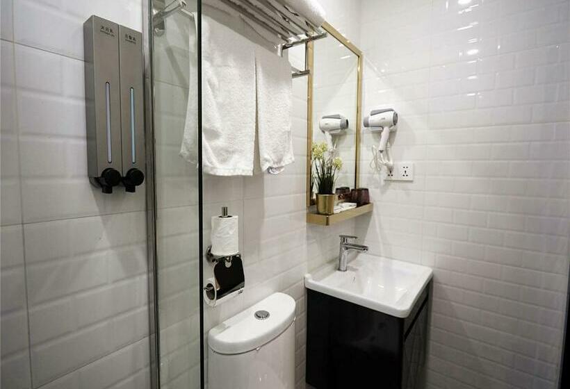 Çift Kişilik Yataklı Standart Oda, Meego Yes