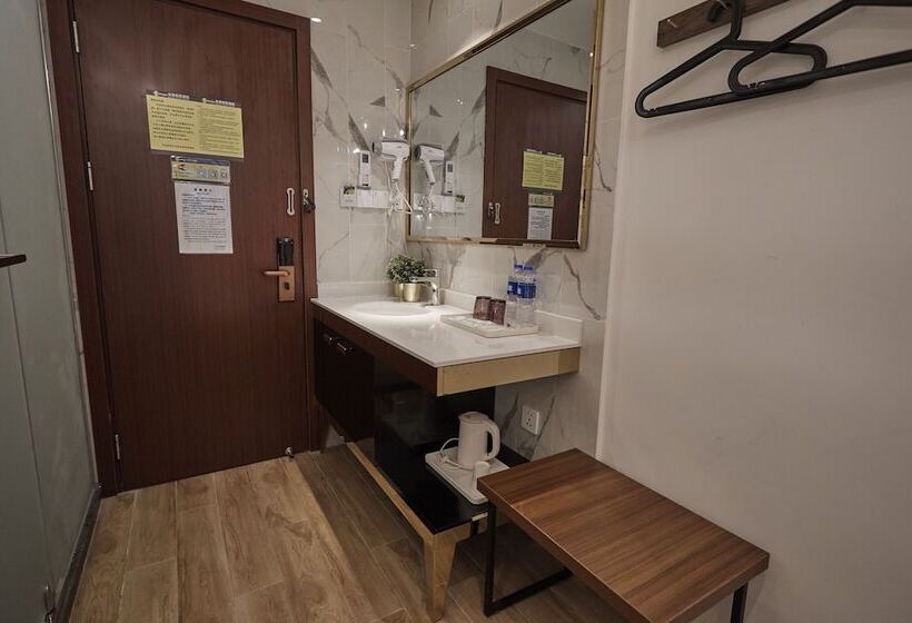 Aile Odası, Meego Yes