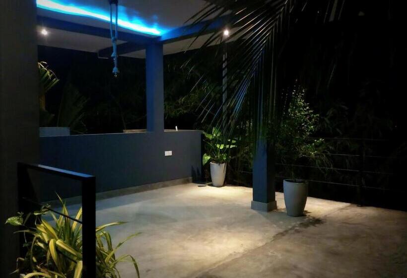 Deluxe Room with Balcony, Weligama Bay Watsila Resort
