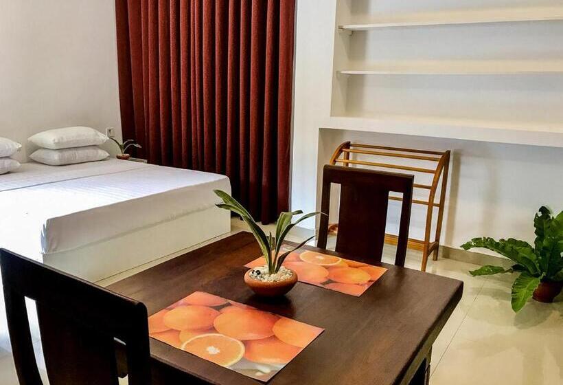 اتاق لوکس, Weligama Bay Watsila Resort