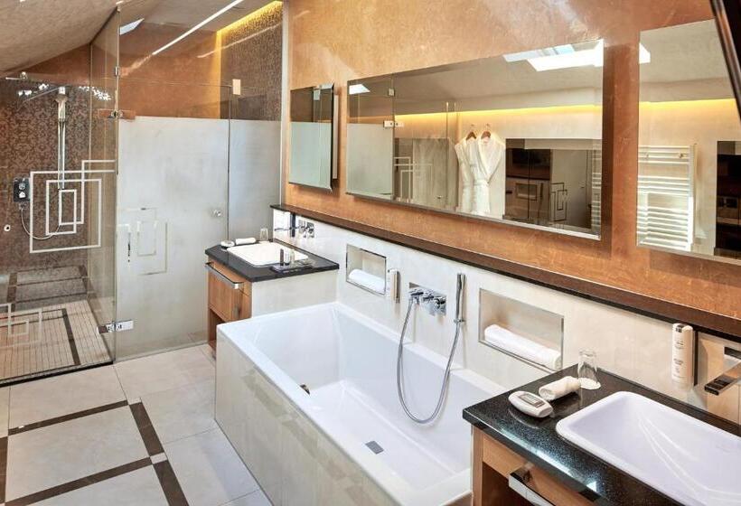 Люкс Superior, Wellness  & Sporthotel Jagdhof