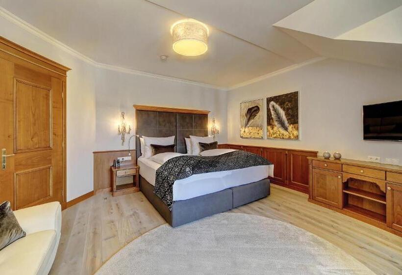 Family Suite, Wellness  & Sporthotel Jagdhof