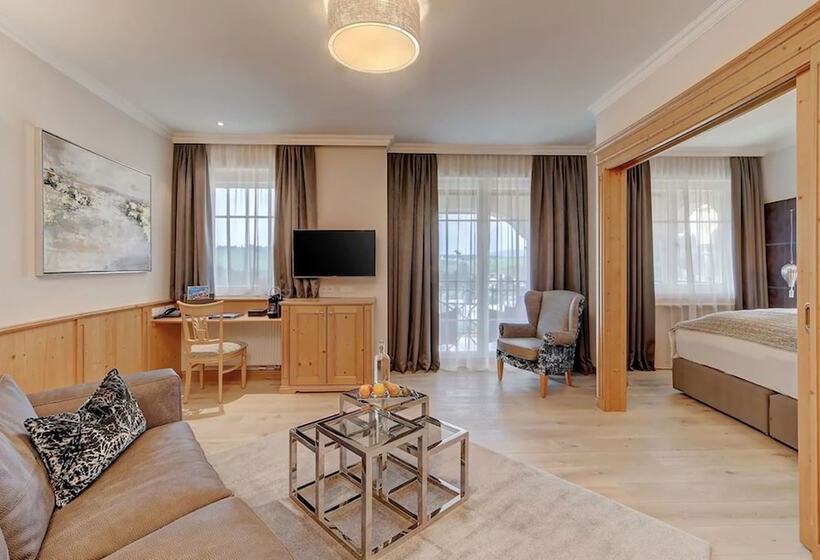 Люкс, Wellness  & Sporthotel Jagdhof