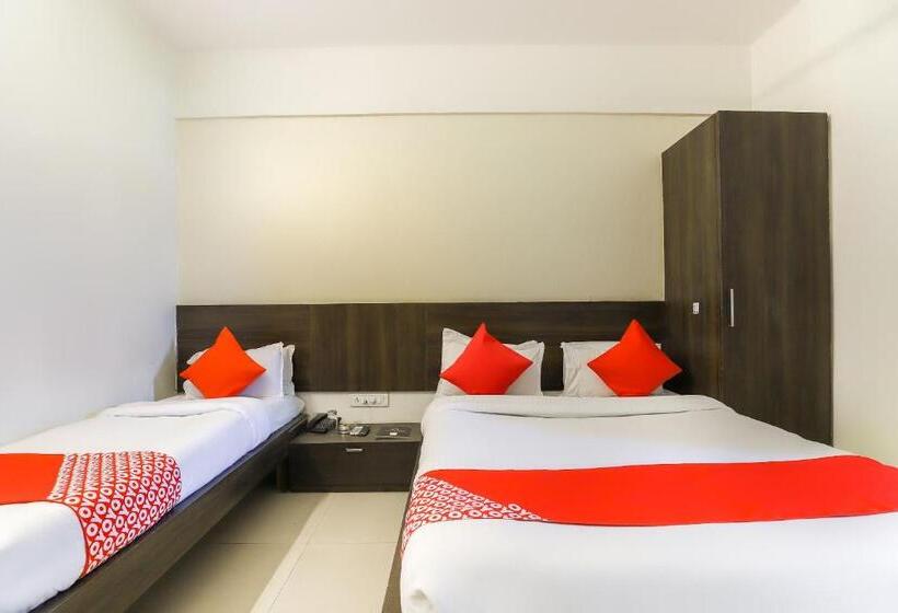 デラックスルーム, Oyo 28361 Siddhi Vinayak Palace