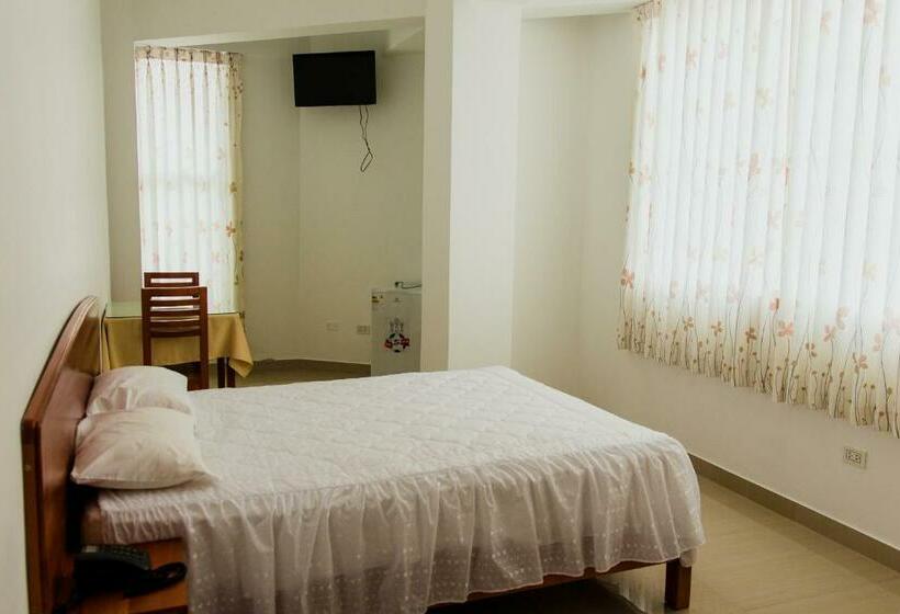 سوییت لوکس, Posada Del Angel