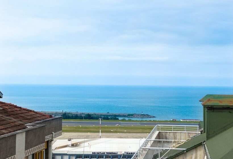سوییت با چشم‌انداز دریا, Yusra Suit Trabzon