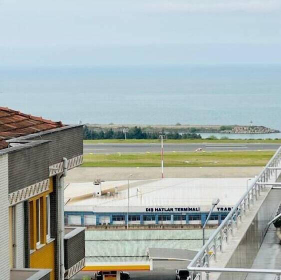 سوییت با چشم‌انداز دریا, Yusra Suit Trabzon