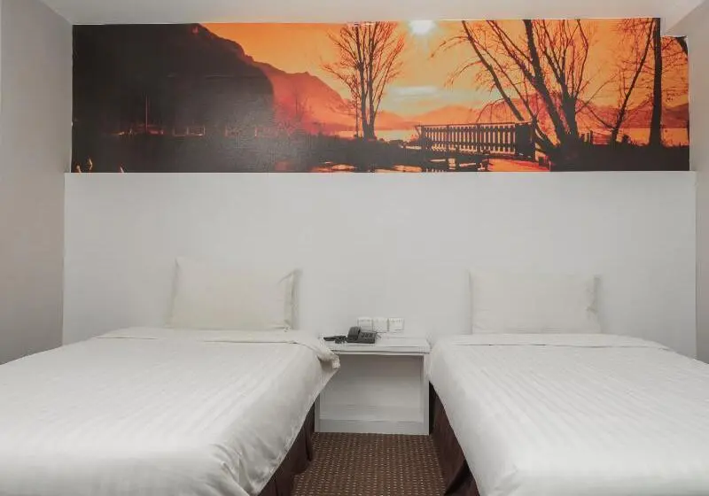 デラックスルーム, Capital O 90083 Riverfront Inn