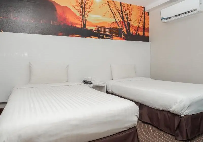 デラックスルーム, Capital O 90083 Riverfront Inn