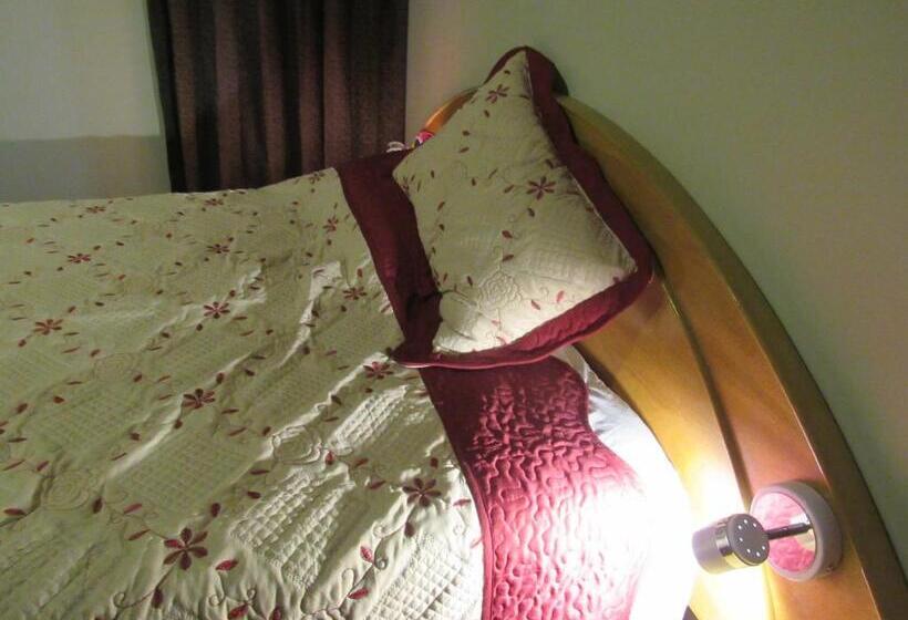 غرفة قياسية فردية, Sueños Dorados