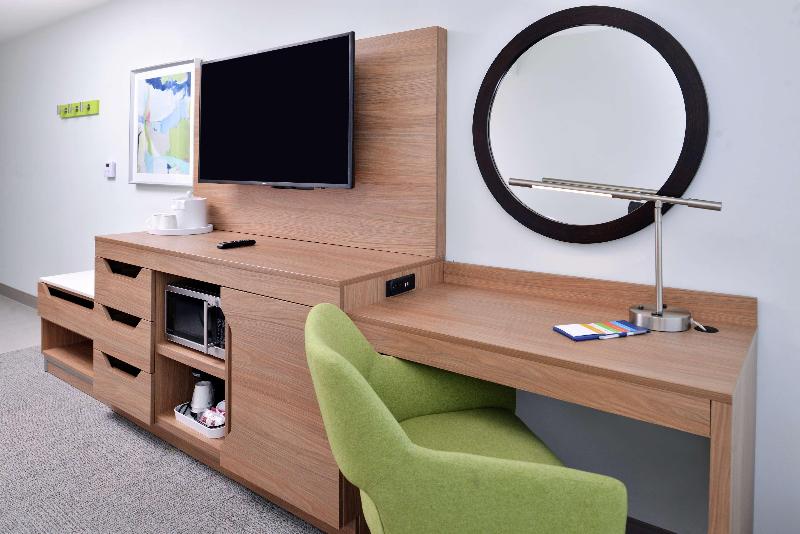 חדר סטנדרט עם מיטת קינג, Hampton Inn Tampa Downtown Channel District