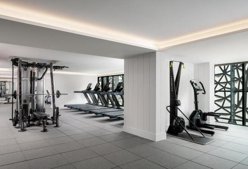 デラックスルーム, Four Seasons Hotel Montreal
