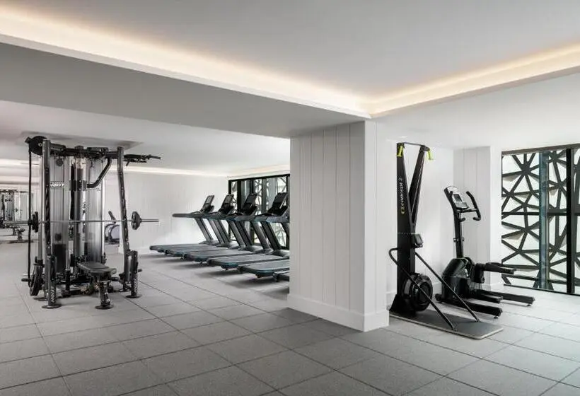 デラックスルーム, Four Seasons Hotel Montreal