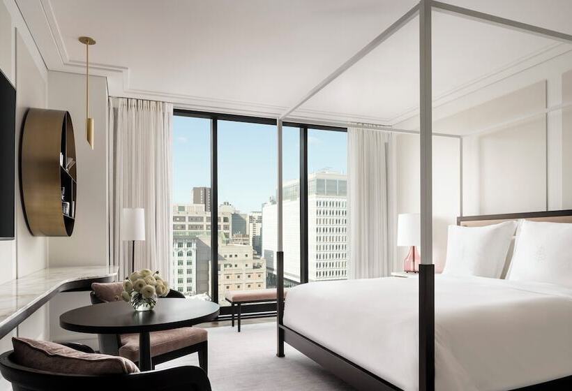 Номер Deluxe, Four Seasons Hotel Montreal