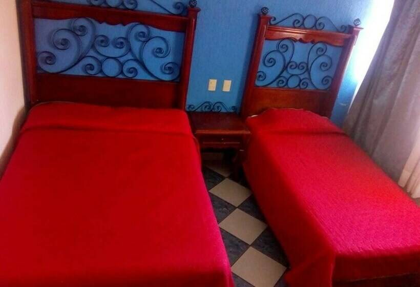 Семейный Номер, Rollid