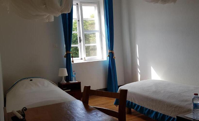 اتاق استاندارد, Lovasoa 4c