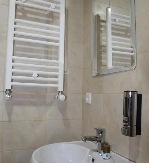 اتاق استاندارد سه نفره, Rooms 3