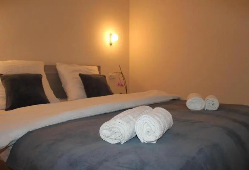 اتاق استاندارد سه نفره, Rooms 3