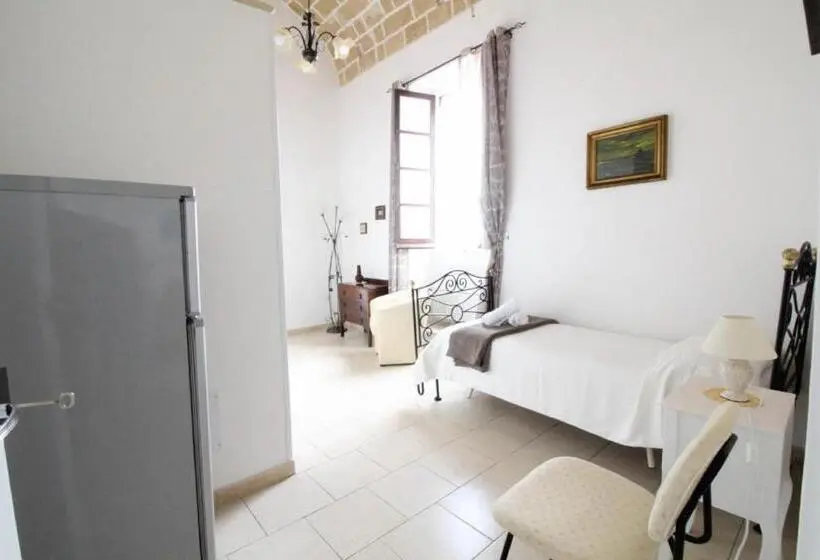 اتاق سه نفره دلوکس با چشمانداز دریا, Camera Vista Mare Holidayz