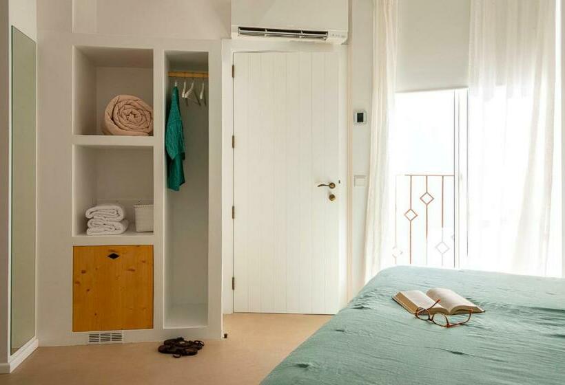 스탠다드 룸, Noualt