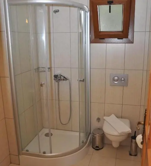 Standard Neljän Hengen Huone, Water Garden Apart Otel