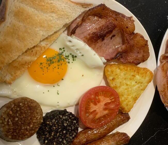 חדר סטנדרט נוף לגינה, Whitaker Lodge Bed & Breakfast