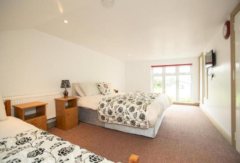 חדר משפחתי, Whitaker Lodge Bed & Breakfast