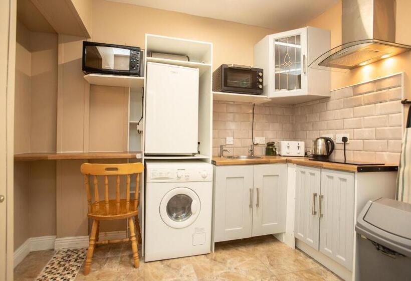 חדר משפחתי, Whitaker Lodge Bed & Breakfast