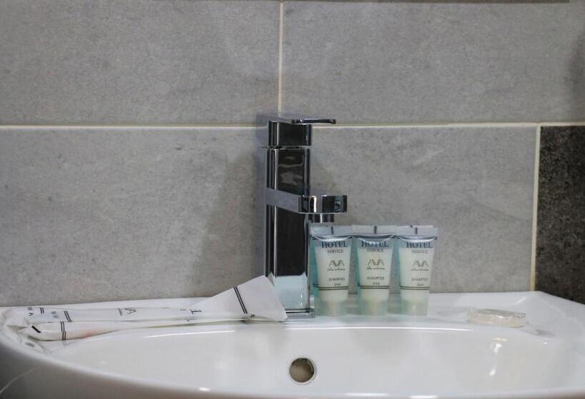 バルコニー付きデラックスルーム, Ketino S Home